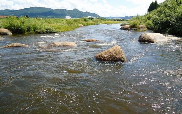 山泉水